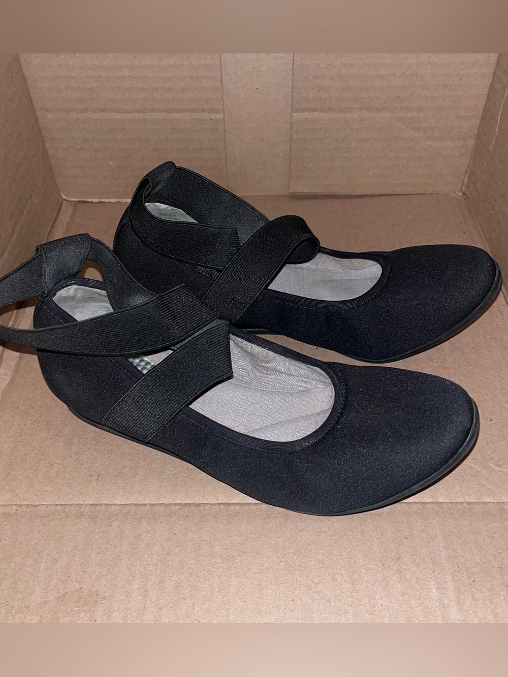 Com + Sen Theiry Ballet‎ Strappy Women’s Black Mary Jane Flats Elastic Size 8.5